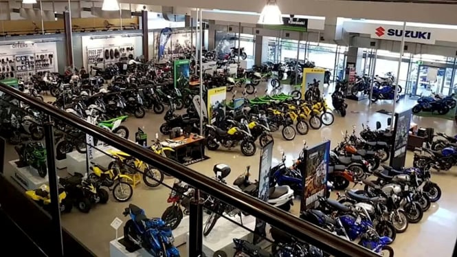 Diler sepeda motor Peter Stevens Motorcycles